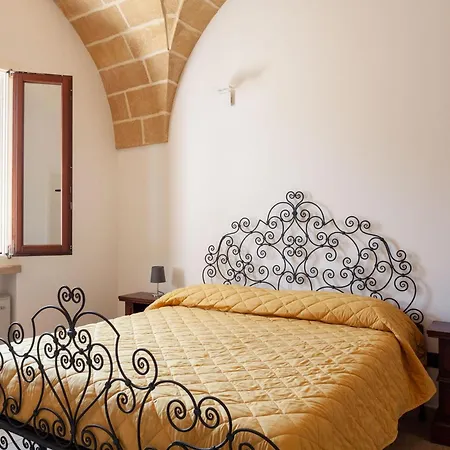Villa Salentina With Garden And Pool - Happy Santa Cesarea Terme
